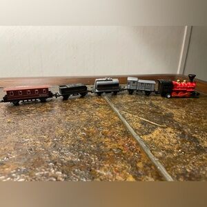 1989 SOMA TRAIN MICRO SET Ideal Christmas village piece